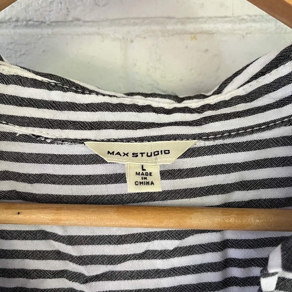 Max Studio Top - Picture 3 of 3